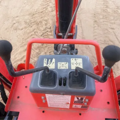 2018 Kubota M62 thumbnail