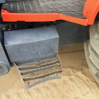 2018 Kubota M62 thumbnail