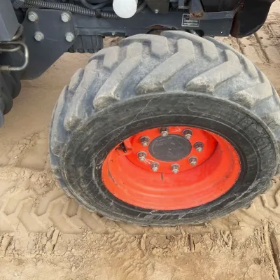 2018 Kubota M62 thumbnail