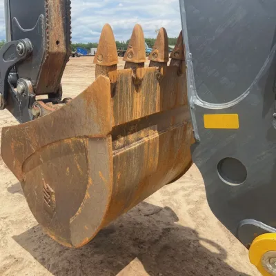 2019 Deere 410L thumbnail