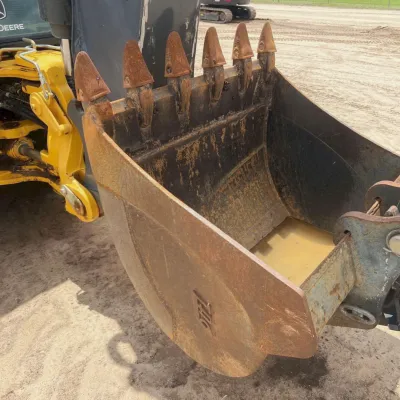 2019 Deere 410L thumbnail