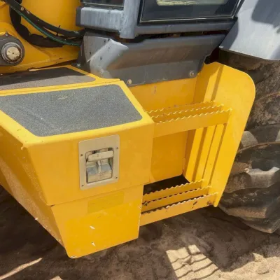 2019 Deere 410L thumbnail