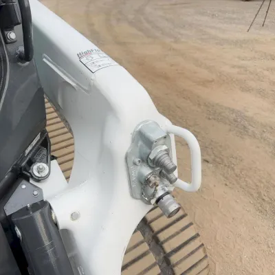 2025 Bobcat T76 thumbnail