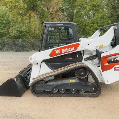 2025 Bobcat T76 thumbnail