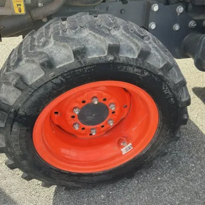2016 Kubota L47 thumbnail