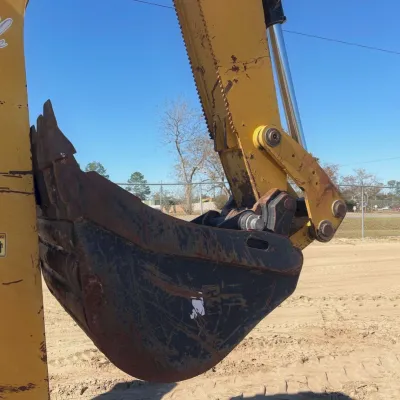 2015 Caterpillar 416F thumbnail