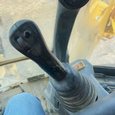 2019 Deere 410L thumbnail