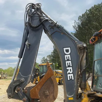 2019 Deere 410L thumbnail