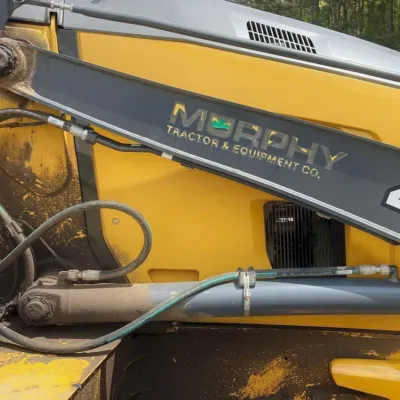 2019 Deere 410L thumbnail