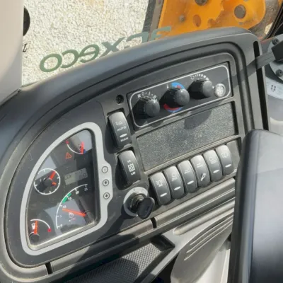 2023 JCB 3CX 14LFCA thumbnail