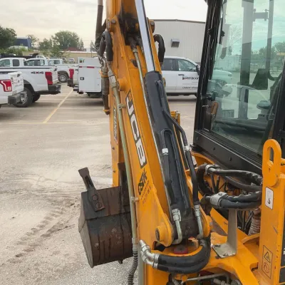 2023 JCB 1CXT thumbnail