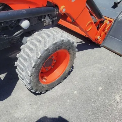 2018 Kubota L47 thumbnail
