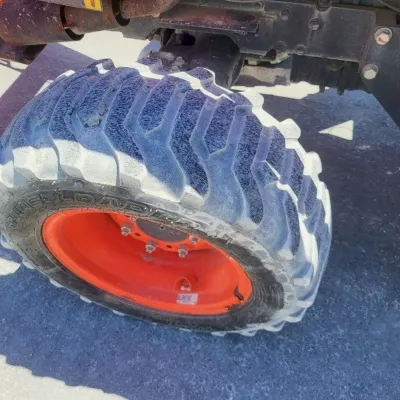 2018 Kubota L47 thumbnail