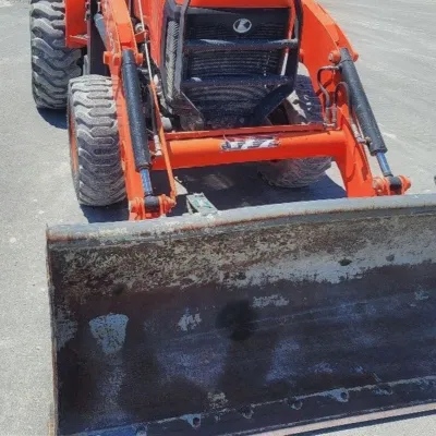 2018 Kubota L47 thumbnail