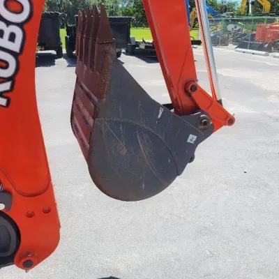 2018 Kubota L47 thumbnail