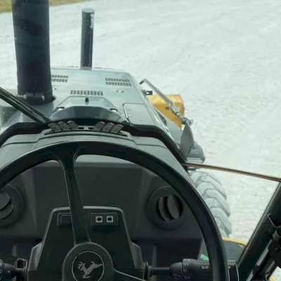 2021 Deere 410LX thumbnail