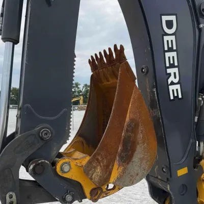 2021 Deere 410LX thumbnail