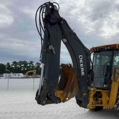 2021 Deere 410LX thumbnail