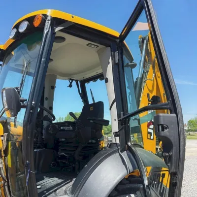 2019 JCB 3CX 15HFCE thumbnail