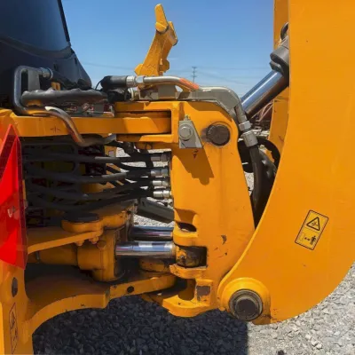2019 JCB 3CX 15HFCE thumbnail