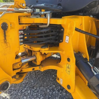 2019 JCB 3CX 15HFCE thumbnail