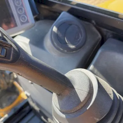 2021 Caterpillar 303.5E2 CR thumbnail