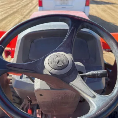 2018 Kubota L47 thumbnail