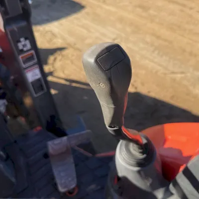 2018 Kubota L47 thumbnail
