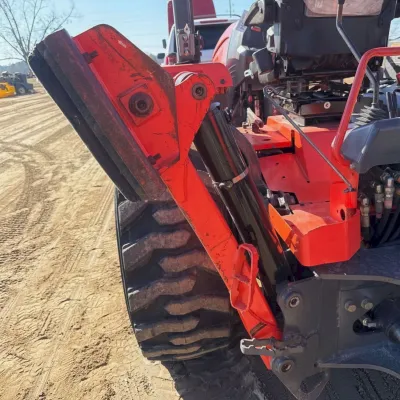 2018 Kubota L47 thumbnail