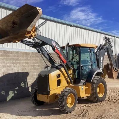 2020 Deere 410L thumbnail