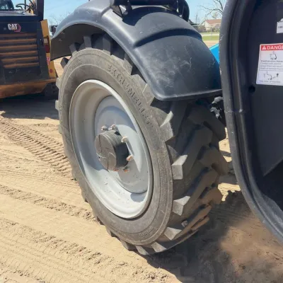 2018 Genie GTH636 thumbnail