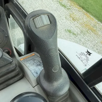 2015 Bobcat E55M thumbnail