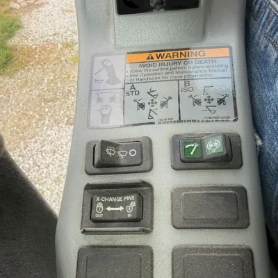 2015 Bobcat E55M thumbnail