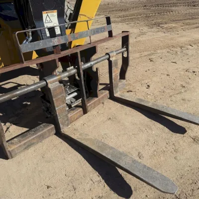 2019 Caterpillar TL1255D thumbnail