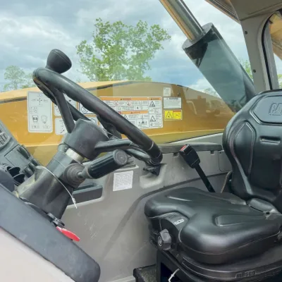 2019 Caterpillar TL1255D thumbnail