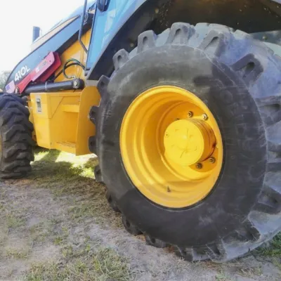 2020 Deere 410LX thumbnail