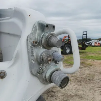 2023 Bobcat T64 thumbnail