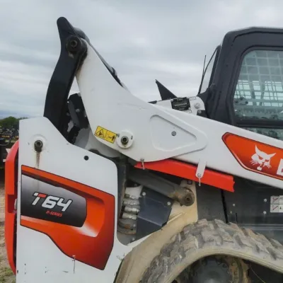 2023 Bobcat T64 thumbnail