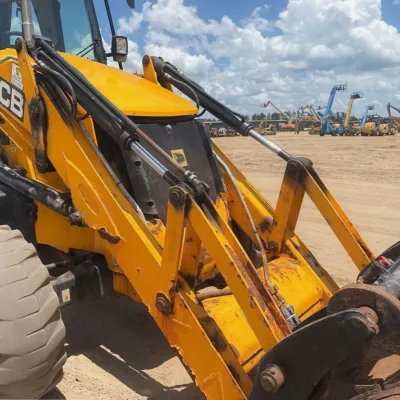 2017 JCB 3CX 15HFCE thumbnail