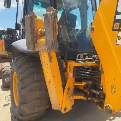 2017 JCB 3CX 15HFCE thumbnail