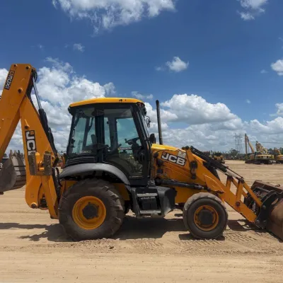 2017 JCB 3CX 15HFCE thumbnail