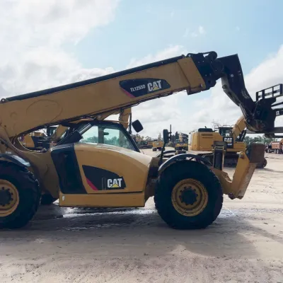 2019 Caterpillar TL1255D thumbnail
