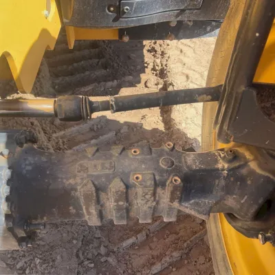 2019 Caterpillar TL642D thumbnail