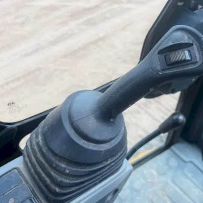 2019 Caterpillar 303.5E2 CR thumbnail