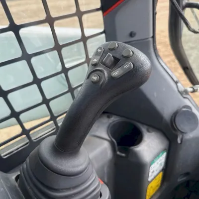 2024 Bobcat S76 thumbnail
