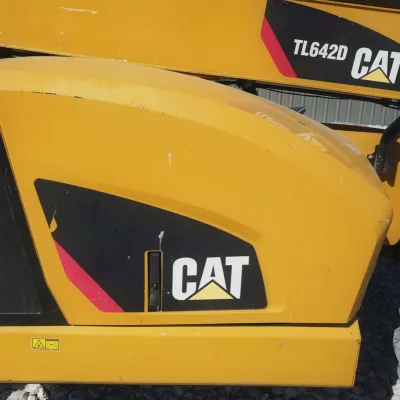 2016 Caterpillar TL642D thumbnail