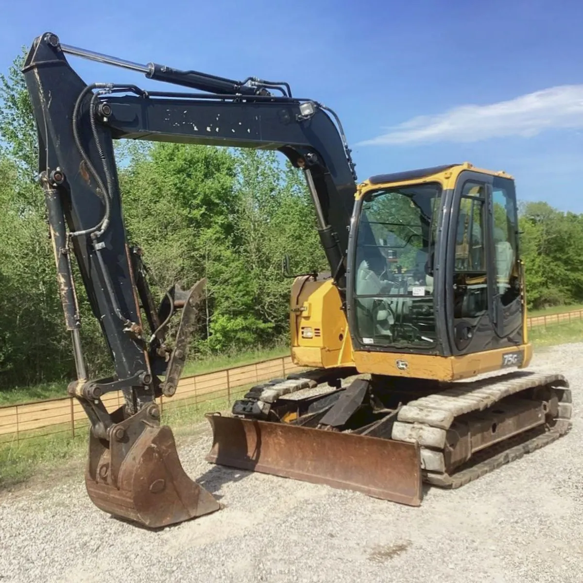 2019 Deere 75G