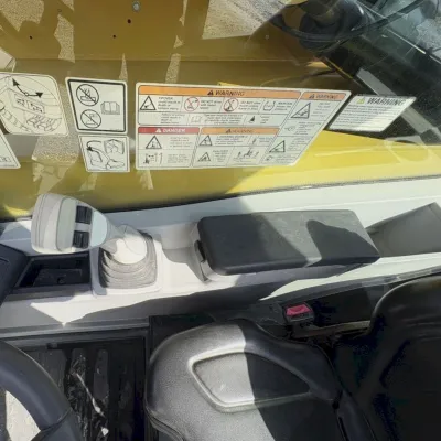 2019 Caterpillar TL642D thumbnail