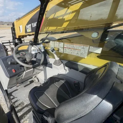2019 Caterpillar TL642D thumbnail