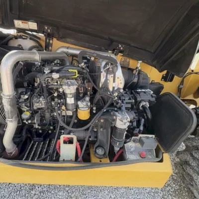 2019 Caterpillar TL642D thumbnail